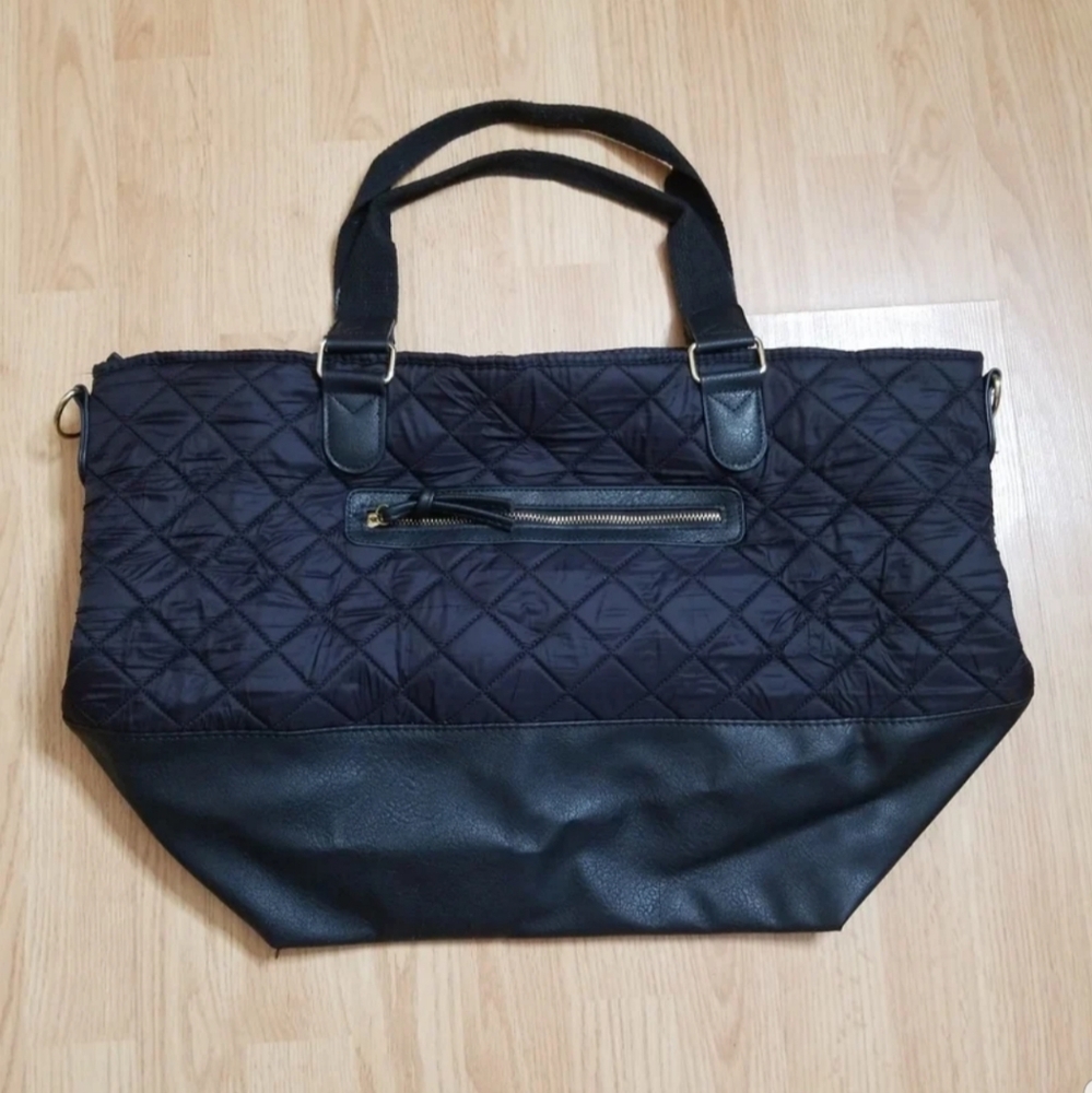 Black Duffle Bag